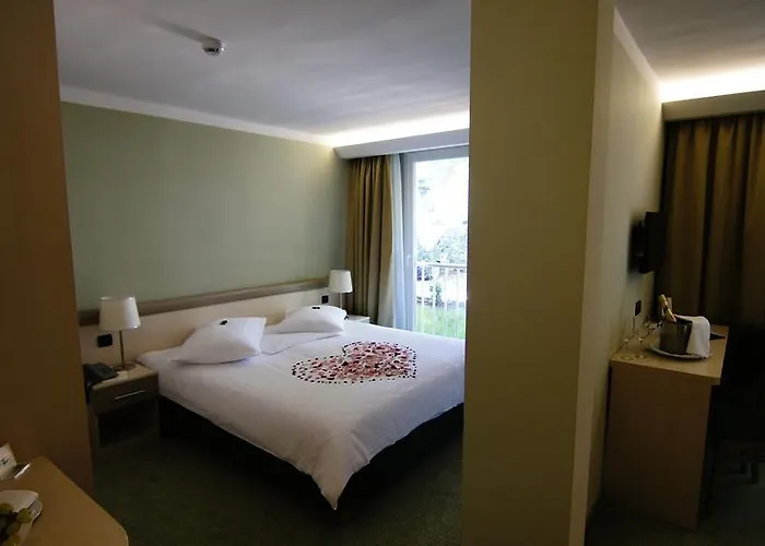 Kimen - Annex 3* Cres