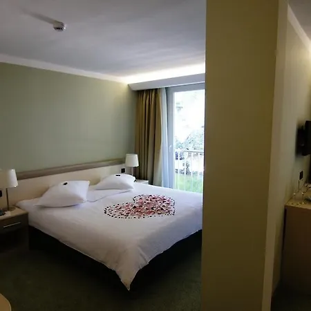 Kimen - Annex 3* Cres